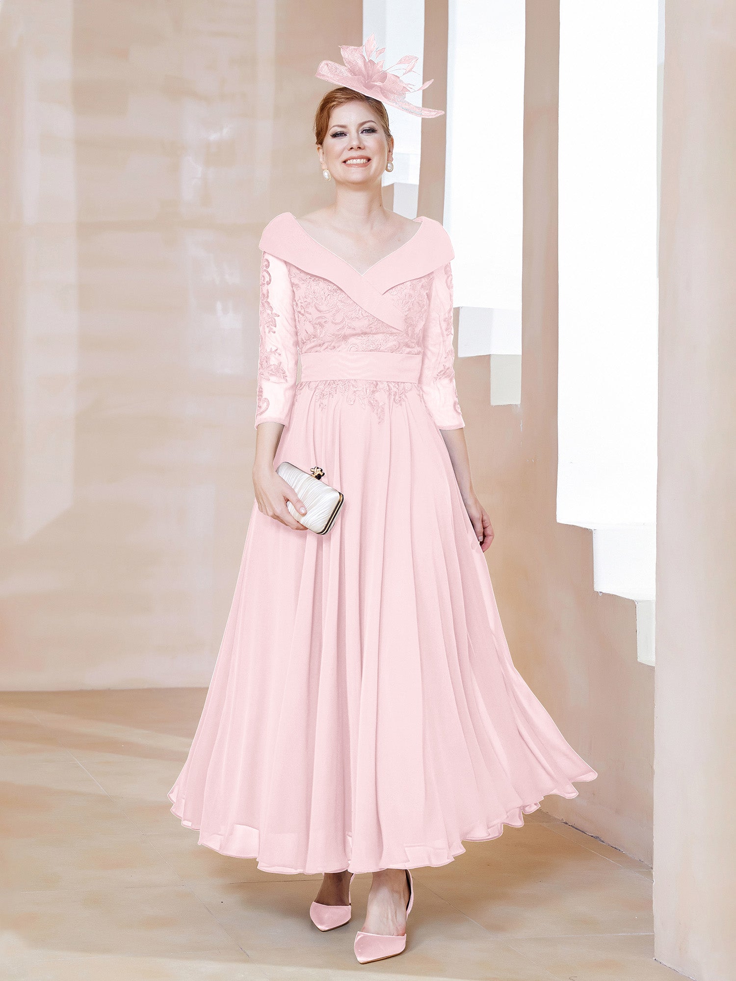 Robe en Dentelle et Mousseline Longueur au Sol à Col en V Rose Pâle